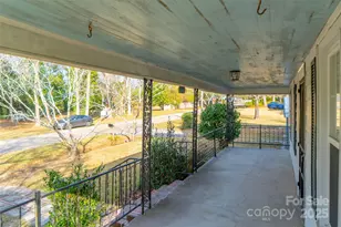 315 W Blakeney St, Pageland, SC 29728 - Photo 25