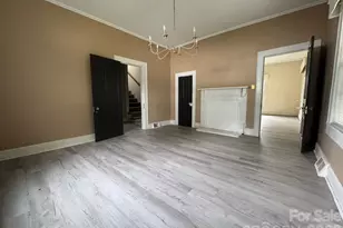 315 W Blakeney St, Pageland, SC 29728 - Photo 9