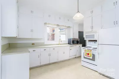 315 W Blakeney Street, Pageland, SC 29728 - Photo 11