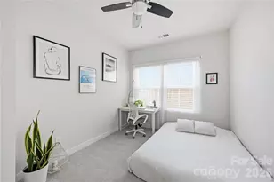 1172 Ashbury St, Charlotte, NC 28216 - Photo 35