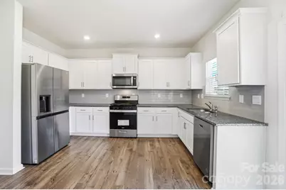 8012 Clairwood Drive, Charlotte, NC 28269 - Photo 15