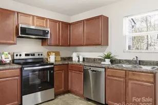 4912 Potter Rd, Matthews, NC 28104 - Photo 19