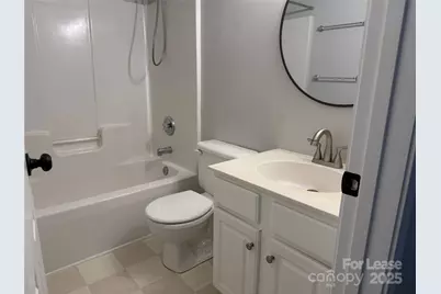 10208 Roundleaf Drive, Charlotte, NC 28213 - Photo 7