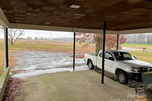 526 W Houstonville Road W, Hamptonville, NC 27020 - Photo 3