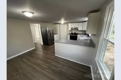 109 Lineview Drive, Matthews, NC 28105 - Photo 3