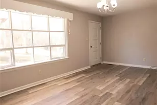 1521 19th St SW, Hickory, NC 28602 - Photo 5