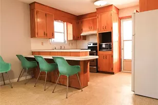 1521 19th St SW, Hickory, NC 28602 - Photo 5