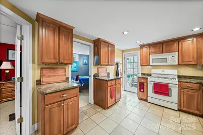 4333 Son Lawing Drive, Claremont, NC 28610 - Photo 5