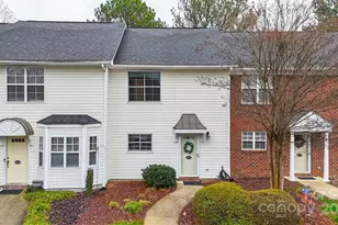 4226 Melrose Club Dr, Matthews, NC 28105 - Photo 3