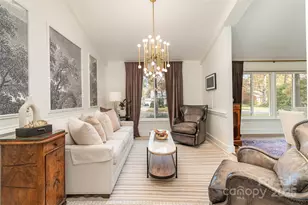 1018 Shady Bluff Dr, Charlotte, NC 28211 - Photo 11