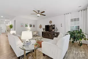 352 Picasso Trl, Mount Holly, NC 28120 - Photo 11