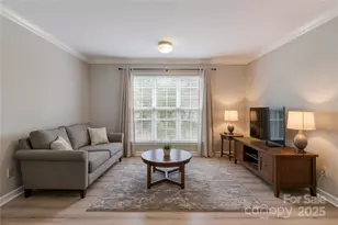 9709 Campus Walk Ln, Charlotte, NC 28262 - Photo 19