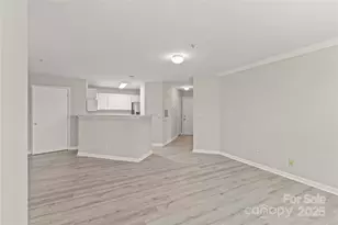 9709 Campus Walk Ln, Charlotte, NC 28262 - Photo 7