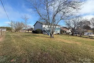 4554 Horseshoe Bend Rd, Hudson, NC 28638 - Photo 3