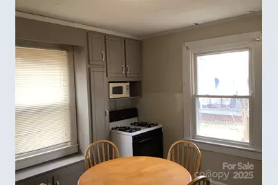 310 S Vine Street, Gastonia, NC 28052 - Photo 9