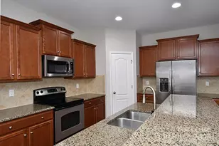 8204 Viewpoint Lane, Cornelius, NC 28031 - Photo 7