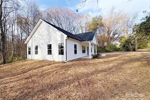 1426 Harris St, Statesville, NC 28677 - Photo 3