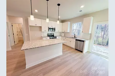 1426 Harris Street, Statesville, NC 28677 - Photo 5