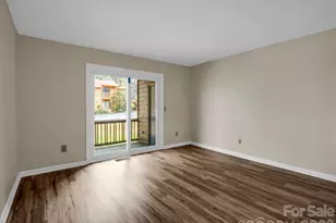 520 Courtwood Ln, Hendersonville, NC 28739 - Photo 7