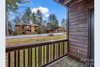 520 Courtwood Lane #4, Hendersonville, NC 28739 - Photo 15