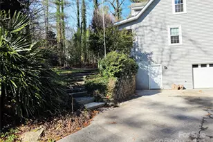 12 White Squirrel Ln, Hendersonville, NC 28739 - Photo 3