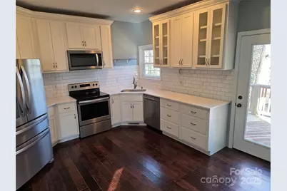 12 White Squirrel Lane, Hendersonville, NC 28739 - Photo 11