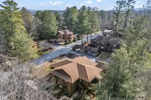 520 Courtwood Ln, Hendersonville, NC 28739 - Photo 15