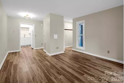 520 Courtwood Lane #8, Hendersonville, NC 28739 - Photo 5