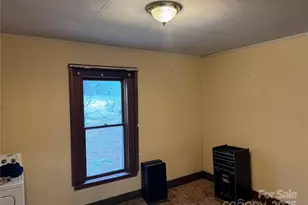 201 Tinsley Rd, Brevard, NC 28712 - Photo 17