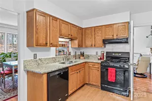 224 Forest Brook Dr, Winston Salem, NC 27106 - Photo 9