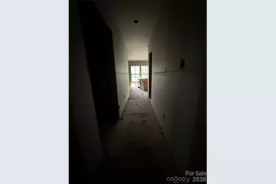 8106 Mount Holly Road, Charlotte, NC 28214 - Photo 9