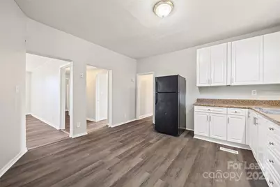 1127 W 5th Avenue, Gastonia, NC 28052 - Photo 17