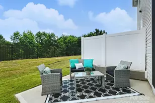 7509 Hodges Meadow Ln, Charlotte, NC 28213 - Photo 21