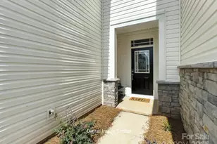 7509 Hodges Meadow Ln, Charlotte, NC 28213 - Photo 19