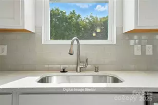 7024 Hodges Meadow Ln, Charlotte, NC 28213 - Photo 7