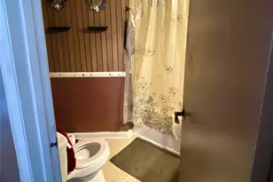 137 Bellvue St, Forest City, NC 28043 - Photo 13