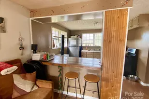 137 Bellvue St, Forest City, NC 28043 - Photo 7