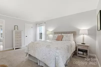 301 Chestnut Lane, Statesville, NC 28625 - Photo 17