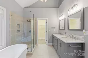 1404 Mt Isle Harbor Dr, Charlotte, NC 28214 - Photo 19