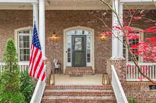 1404 Mt Isle Harbor Dr, Charlotte, NC 28214 - Photo 3