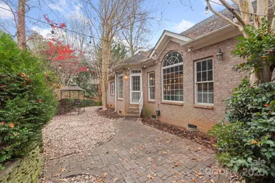 1404 Mt Isle Harbor Drive, Charlotte, NC 28214 - Photo 5