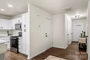 921 Pelican Bay Dr, Pineville, NC 28134 - Photo 5