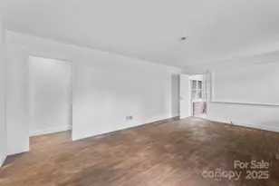 326 Neal Dr, Charlotte, NC 28213 - Photo 3