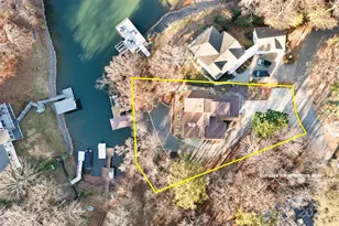 9044 Spanish Wells Ct, Tega Cay, SC 29708 - Photo 5