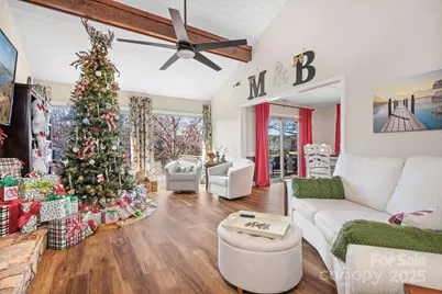 9044 Spanish Wells Court, Tega Cay, SC 29708 - Photo 9