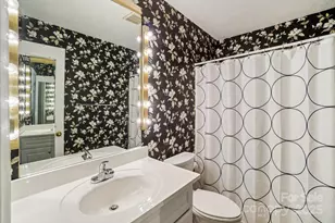 2 Creekside Ln, Asheville, NC 28803 - Photo 23