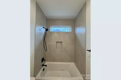 112 Wexford Pointe #5, Hickory, NC 28601 - Photo 21