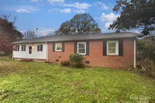 2009 Hickory Grove Rd, Gastonia, NC 28056 - Photo 7