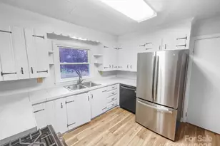 2009 Hickory Grove Rd, Gastonia, NC 28056 - Photo 11