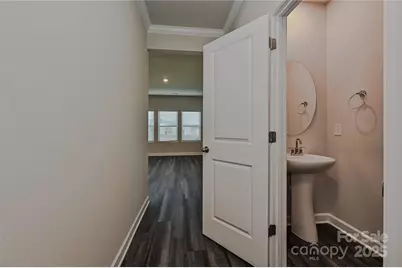 1313 30th Street Lane NE, Conover, NC 28613 - Photo 3